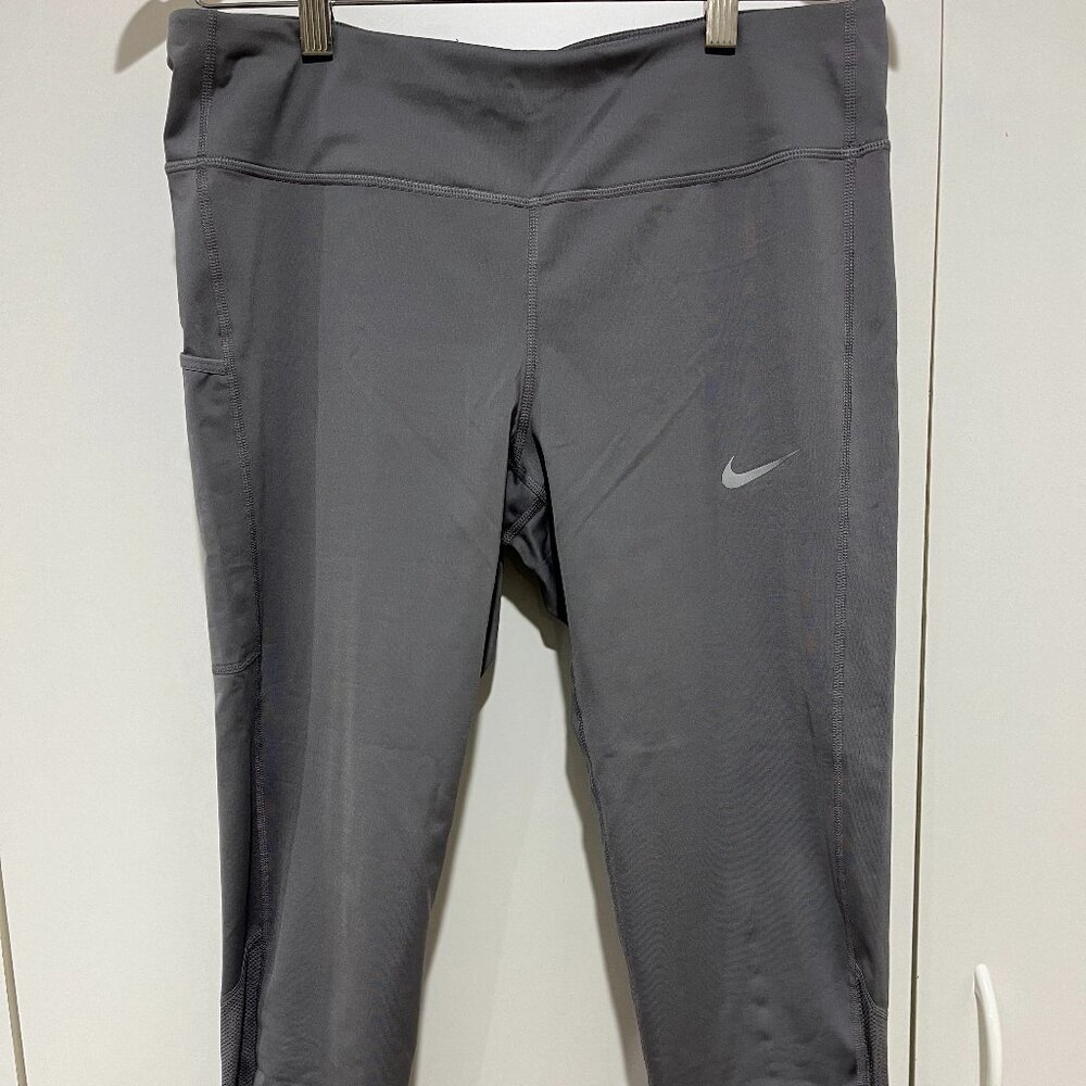Nike Racer Capri Leggings